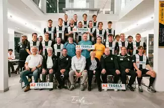 Ploegfoto 24-25